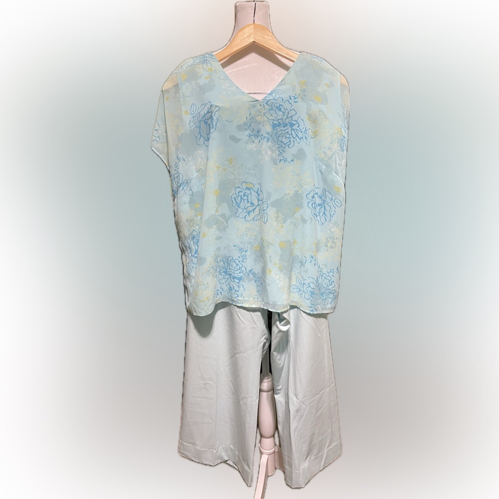 Apostrophe Aqua Women's Ensemble